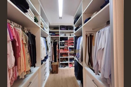 32_photo/94ce03ba89.1aa5b8f538f3adaf-ATLAS-0b116b4d-a894-4e72-b2cd-86906d2887aa.jpg de apartamento à venda com 3 quartos, 232m² em Macuco, Santos