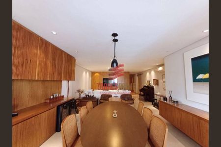 8_photo/94ce03ba89.1aa5b8f538f3adaf-ATLAS-a14488e2-4d5f-4572-bc6d-517e83c6cddd.jpg de apartamento à venda com 3 quartos, 232m² em Macuco, Santos