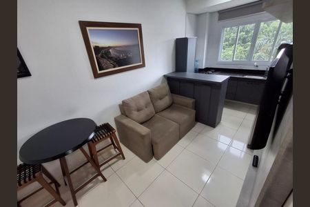 2_photo/94ce03bc67.8406d85b1cc03178-ATLAS-b54663da-e06a-4a85-8ace-cf530c46bf09.jpg de kitnet/studio à venda com 1 quarto, 28m² em Macuco, Santos