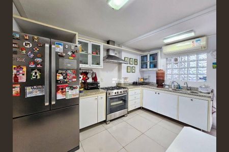 12_photo/94ce03c041.e73844e4477adbd2-ATLAS-39e774a6-3eef-4c8d-8438-75efc1e47928.jpg de apartamento à venda com 3 quartos, 200m² em Sítio Paecara (Vicente de Carvalho), Guarujá