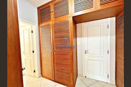 10_photo/94ce03c047.70d42bc12121e670-ATLAS-54e90d89-e9da-4a51-b2d1-47dfbeb3e15d.jpg de apartamento para alugar com 4 quartos, 348m² em Sítio Paecara (Vicente de Carvalho), Guarujá