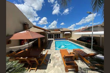 29_photo/94ce03c609.1aa5b8f538f3adaf-ATLAS-a1b9e3eb-6a75-4541-8db5-5f93fac5caf2.jpg de casa à venda com 3 quartos, 270m² em Sítio Paecara (Vicente de Carvalho), Guarujá