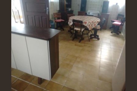 4_photo/94ce03c681.80a7f3f1b00bd23a-ATLAS-a73f6c7a-917e-44a5-b2ab-b500d028c9f5.jpg de casa à venda com 3 quartos, 300m² em Centro, Guarujá