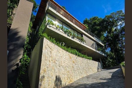 7_photo/94ce03d8a1.6721d330cc8d7611-ATLAS-38fd83dc-e32a-417d-8837-2d061d01af8a.jpg de casa de condomínio à venda com 4 quartos, 620m² em Sítio Paecara (Vicente de Carvalho), Guarujá