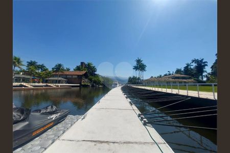 2_photo/94ce03d8a3.70d34e1d457a0501-ATLAS-0fa3a804-736d-4cbf-99cf-01bf532c3d13.jpg de casa à venda com 4 quartos, 800m² em Sítio Paecara (Vicente de Carvalho), Guarujá