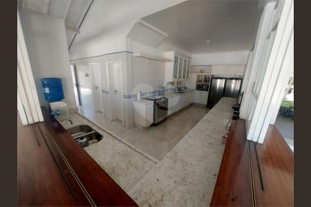 11_photo/94ce03d8a3.70d34e1d457a0501-ATLAS-3b1c04d6-9af1-4f51-98ea-a8c13cfc0632.jpg de casa à venda com 4 quartos, 800m² em Sítio Paecara (Vicente de Carvalho), Guarujá