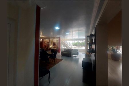 12_photo/94ce03d8a3.70d34e1d457a0501-ATLAS-4bc82f41-836c-46ed-8db9-e193c4b7b76e.jpg de casa à venda com 9 quartos, 1300m² em Sítio Paecara (Vicente de Carvalho), Guarujá