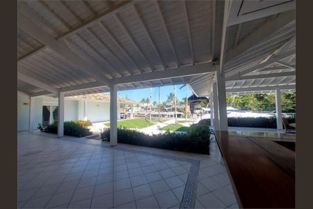 20_photo/94ce03d8a3.70d34e1d457a0501-ATLAS-a2125a8b-cbdd-4c15-9b58-dce7c1f66b58.jpg de casa à venda com 4 quartos, 800m² em Sítio Paecara (Vicente de Carvalho), Guarujá