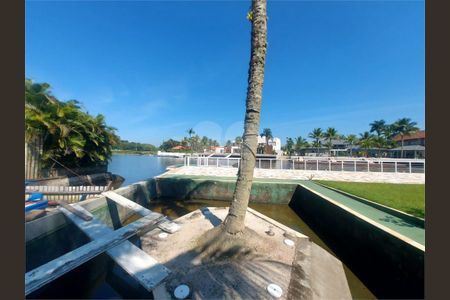 37_photo/94ce03d8a3.70d34e1d457a0501-ATLAS-b46433ec-eee5-4cb9-99ab-8cf952fcfee0.jpg de casa à venda com 4 quartos, 800m² em Sítio Paecara (Vicente de Carvalho), Guarujá