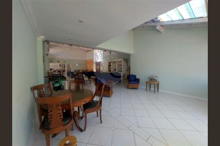 3_photo/94ce03d8a3.70d34e1d457a0501-ATLAS-d5e75b93-a55a-4423-b22f-5c42e1c3b127.jpg de casa à venda com 4 quartos, 800m² em Sítio Paecara (Vicente de Carvalho), Guarujá