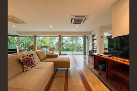 6_photo/94ce03d8b9.b37fb779aadef412-ATLAS-5d7f39d6-985b-451e-9930-e474f7fe447c.jpg de casa à venda com 5 quartos, 320m² em Sítio Paecara (Vicente de Carvalho), Guarujá