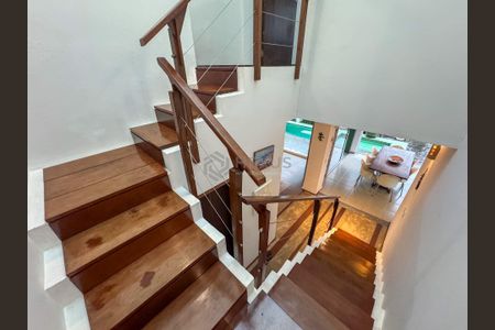 11_photo/94ce03d8b9.b37fb779aadef412-ATLAS-869337d0-2a25-4dcf-b09c-8f3a2b81d6e6.jpg de casa à venda com 5 quartos, 320m² em Sítio Paecara (Vicente de Carvalho), Guarujá