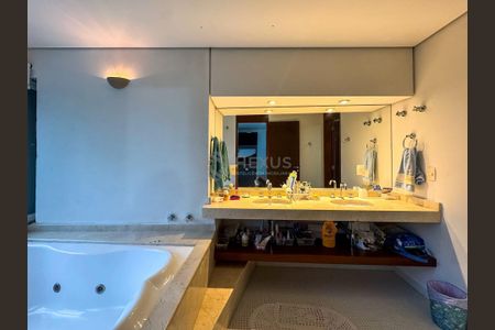 12_photo/94ce03d8b9.b37fb779aadef412-ATLAS-9295d2b8-6049-4a31-b4f1-895c7e3fb73a.jpg de casa à venda com 5 quartos, 320m² em Sítio Paecara (Vicente de Carvalho), Guarujá