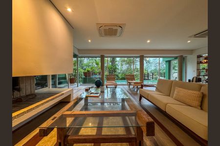 47_photo/94ce03d8b9.b37fb779aadef412-ATLAS-e04f350d-8abb-4326-9fe7-fa4c3f1bf025.jpg de casa à venda com 5 quartos, 320m² em Sítio Paecara (Vicente de Carvalho), Guarujá