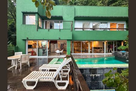 3_photo/94ce03d8b9.b37fb779aadef412-ATLAS-ff2fcf3b-96cc-4f06-b7ae-13b5d3116253.jpg de casa à venda com 5 quartos, 320m² em Sítio Paecara (Vicente de Carvalho), Guarujá