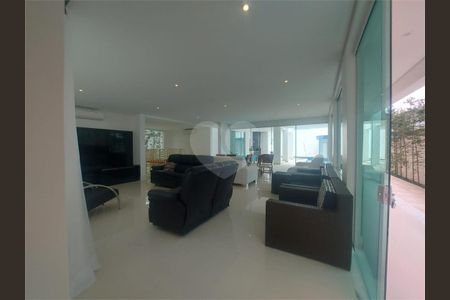 2_photo/94ce03e2ed.445c0bca81181d7a-ATLAS-10728c9a-e36c-4b1f-9c40-5f06960b9a39.jpg de casa à venda com 6 quartos, 400m² em Jardim Progresso, Guarujá