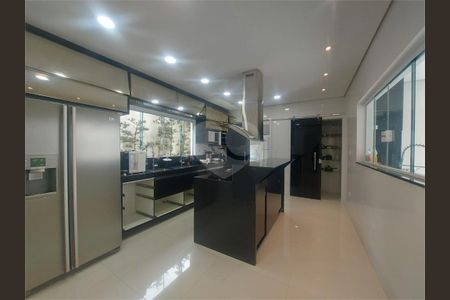 47_photo/94ce03e2ed.445c0bca81181d7a-ATLAS-8a3afd7b-7419-49a6-b539-2a10a49aacbc.jpg de casa à venda com 6 quartos, 400m² em Jardim Progresso, Guarujá