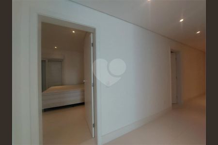 12_photo/94ce03e2ed.445c0bca81181d7a-ATLAS-b248411a-b3d3-466a-bdd4-3f74df7fb909.jpg de casa à venda com 6 quartos, 400m² em Jardim Progresso, Guarujá