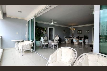 8_photo/94ce03ea35.2987bf6c442c9977-ATLAS-c95b5db7-b5e1-4223-8393-9ca05d304ea3.jpg de apartamento para alugar com 4 quartos, 220m² em Sítio Paecara (Vicente de Carvalho), Guarujá