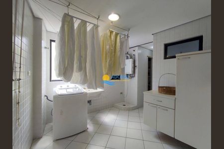 4_photo/94ce03ea65.55b1d70efbd80507-ATLAS-b1a9adbb-509d-4bb7-9740-abc3a0bc93a1.jpg de apartamento à venda com 3 quartos, 186m² em Itapema, Guarujá