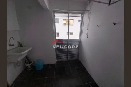 18_photo/94ce03ec01.caf6c04f909f2ef2-ATLAS-9c54cf0f-7aaf-45da-9552-fa3fe17c5998.jpg de apartamento à venda com 3 quartos, 130m² em Vila Alice (Vicente de Carvalho), Guarujá