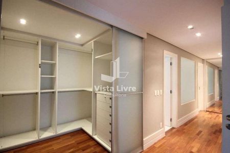 11_photo/94ce03ec0d.292127352c01e8a2-ATLAS-b33c3509-9bb1-43e3-8d09-bba7b4b616ea.jpg de apartamento à venda com 3 quartos, 346m² em Vila Alice (Vicente de Carvalho), Guarujá