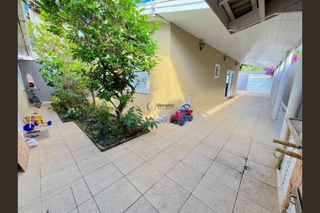 4_photo/94ce03ec59.1061d8d006d8df0d-ATLAS-22a1413d-cbf5-48cb-85a0-128c938cf3ed.jpg de casa à venda com 3 quartos, 170m² em Jardim Cunhambebe (Vicente de Carvalho), Guarujá