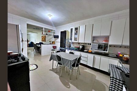 5_photo/94ce03ec79.e1d2c46bde3eb79c-ATLAS-8d94cac3-7cd4-43ed-890a-6fc1dbb0781c.jpg de casa à venda com 2 quartos, 100m² em Jardim Santa Maria, Guarujá