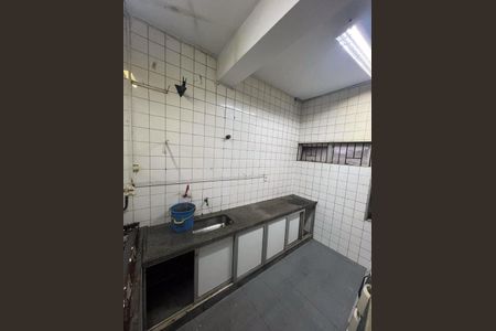 6_photo/94ce048211.62e8321271ffcb76-ATLAS-a8d9cd8b-01a6-48df-a5a1-cafb56fa154b.jpg de casa para alugar com 0 quarto, 300m² em Centro, Santos