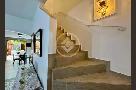 9_photo/94ce049b8f.719fbdc320448c84-ATLAS-0bb2fc46-e470-41c5-9707-e00c14290b8e.jpg de casa à venda com 3 quartos, 210m² em Valongo, Santos