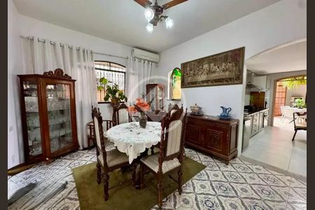 5_photo/94ce049b8f.719fbdc320448c84-ATLAS-0d7c3fe5-7562-4736-adc6-3dabb06e90a2.jpg de casa à venda com 3 quartos, 210m² em Valongo, Santos