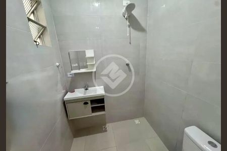 41_photo/94ce049b8f.719fbdc320448c84-ATLAS-873243d7-e308-4ee8-b7ec-47e0e53128bc.jpg de casa à venda com 3 quartos, 210m² em Valongo, Santos