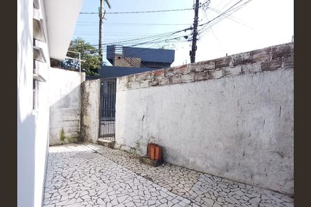 3_photo/94ce049f3b.e61f1dca4ecfa45a-ATLAS-87e213c8-d548-426d-8b03-6cfbfdba04d1.jpg de casa para alugar com 1 quarto, 40m² em Morro de São Bento, Santos