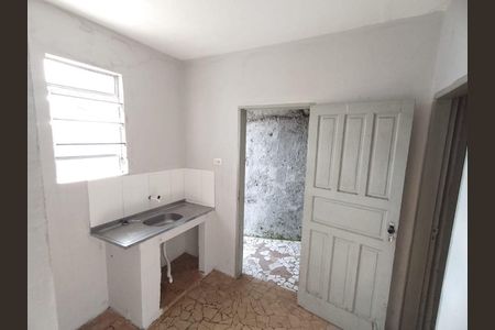 5_photo/94ce049f3b.e61f1dca4ecfa45a-ATLAS-bce393f3-82ca-4cfc-8f90-bd3bca5dd1e7.jpg de casa para alugar com 1 quarto, 40m² em Morro de São Bento, Santos