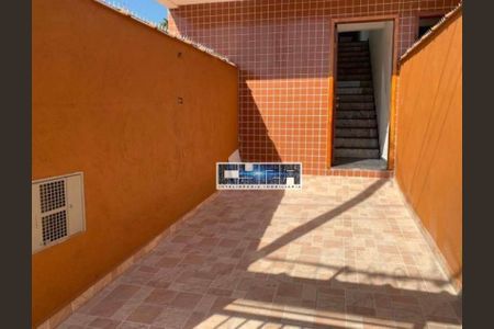 4_photo/94ce04b471.80a7f3f1b00bd23a-ATLAS-32948c02-d8a4-472c-9c2a-0b29db7e5a99.jpg de casa à venda com 2 quartos, 72m² em Chico de Paula, Santos