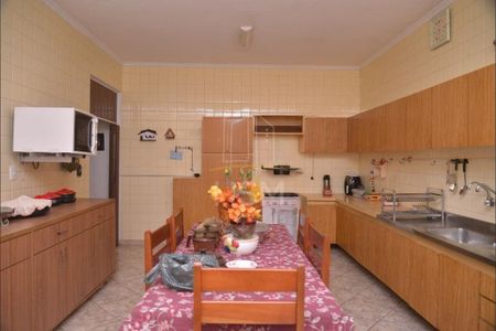 7_photo/94ce0ea03b.04f4efb4ec0e2ec3-ATLAS-2459366d-56ed-4a66-afa1-4c80eef3ed3e.jpg de casa para alugar com 3 quartos, 216m² em Paranapiacaba, Santo André