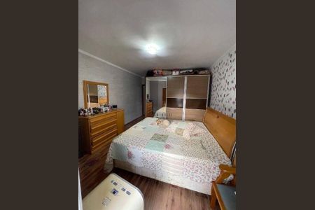 3_photo/94ce13a095.18d35e9b3b089d06-ATLAS-319510f9-0fe4-45b0-bc3f-0f6dbceba9b7.jpg de casa à venda com 3 quartos, 250m² em Parque Rio Grande, Santo André