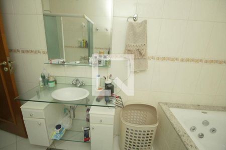 7_photo/94ce13a0b9.1ee954665fa22826-ATLAS-3fad483f-d695-4df1-9e58-2d4a0f4bb84b.jpg de casa à venda com 3 quartos, 289m² em Parque Rio Grande, Santo André