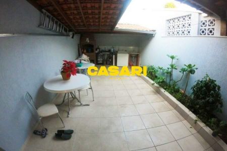 4_photo/94ce13a0b9.470e3b4ecc8ee2ef-ATLAS-401080cc-1824-4896-b5ea-60c310df17ef.jpg de casa à venda com 3 quartos, 250m² em Parque Rio Grande, Santo André