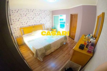 8_photo/94ce13a0b9.470e3b4ecc8ee2ef-ATLAS-b1291a8e-361d-4dad-a769-bd817791186c.jpg de casa à venda com 3 quartos, 250m² em Parque Rio Grande, Santo André
