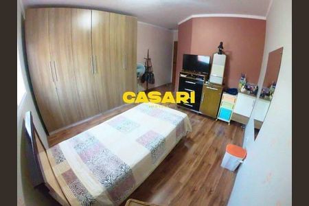 9_photo/94ce13a0b9.470e3b4ecc8ee2ef-ATLAS-b996c77e-0c4c-4665-80b1-a1cd49399b1d.jpg de casa à venda com 3 quartos, 250m² em Parque Rio Grande, Santo André