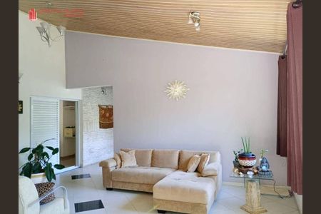 5_photo/94ce14cdd7.cc80a849dbb3670d-ATLAS-2cfaa774-6f97-44d1-a5b6-a6abc9f6096f.jpg de casa à venda com 3 quartos, 2500m² em Jardim Clube de Campo, Santo André