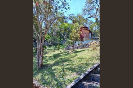 11_photo/94ce14cdd7.cc80a849dbb3670d-ATLAS-e9ac7e5c-0b47-43c9-b3cb-736fe5884df0.jpg de casa à venda com 3 quartos, 2500m² em Jardim Clube de Campo, Santo André