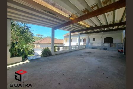 10_photo/94ce14ce7b.a64aef6598c47c00-ATLAS-ce225b3f-3a96-42e1-bc37-a79379f68ddf.jpg de casa à venda com 4 quartos, 377m² em Jardim Clube de Campo, Santo André