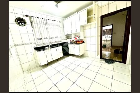 5_photo/94ce1b4671.7fae400b96cb3741-ATLAS-baebff8e-fe91-4040-9372-c9941be2c1ca.jpg de casa à venda com 3 quartos, 275m² em Bom Retiro, Santos