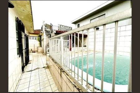 25_photo/94ce1b4671.7fae400b96cb3741-ATLAS-e4e36191-73f5-44e7-9aef-ac92c366074f.jpg de casa à venda com 3 quartos, 275m² em Bom Retiro, Santos