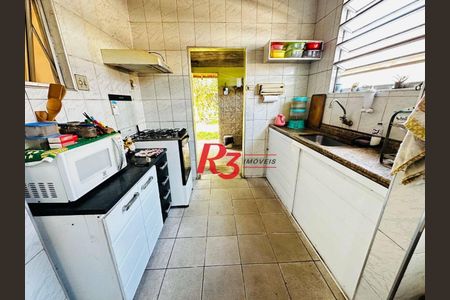 10_photo/94ce1b48c1.4e1a6e6486a440d9-ATLAS-968b8a95-a9eb-4e5d-8162-8c556570919f.jpg de casa à venda com 3 quartos, 148m² em Santa Maria, Santos