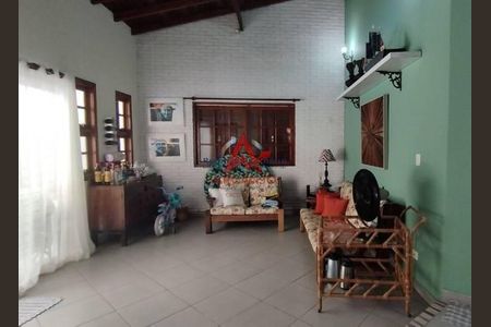 7_photo/94ce1b4a87.c4a86b3c211625c7-ATLAS-17dc0854-a222-4ddb-babc-2f4a19b01964.jpg de casa à venda com 4 quartos, 209m² em Chico de Paula, Santos