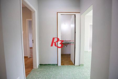 29_photo/94ce1b4edf.28f6ec5d72603be5-ATLAS-8d86adfc-7252-401a-bc72-d690772dbda3.jpg de casa à venda com 3 quartos, 120m² em Santa Maria, Santos