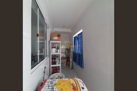 9_photo/94ce1b4fbb.edf2212802869f81-ATLAS-1cdb08f9-599a-4aee-a074-88eb8d64c45b.jpg de casa à venda com 2 quartos, 60m² em Santa Maria, Santos